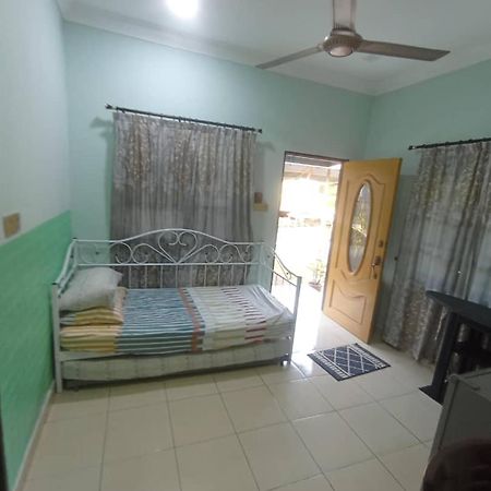 Homestay Sri Ladang Κουάλα Τερενγκάνου Εξωτερικό φωτογραφία